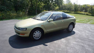 Illustration for article titled For $8,500, This 1990 Toyota Sera Might Let you Spread Your Wings and Fly